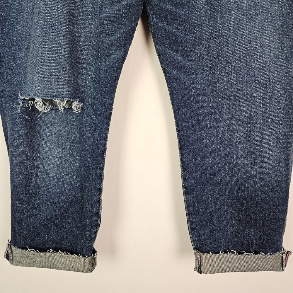 NWT TORRID Destructed Knee Distressed Button Fly Raw Hem Jean 18S 14589345 - Picture 4 of 13